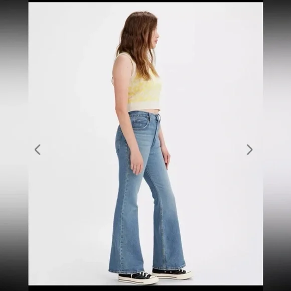 Levi's Premium 70'S HIGH RISE FLARE WOMEN'S JEANS size 31 - Picture 2 of 12